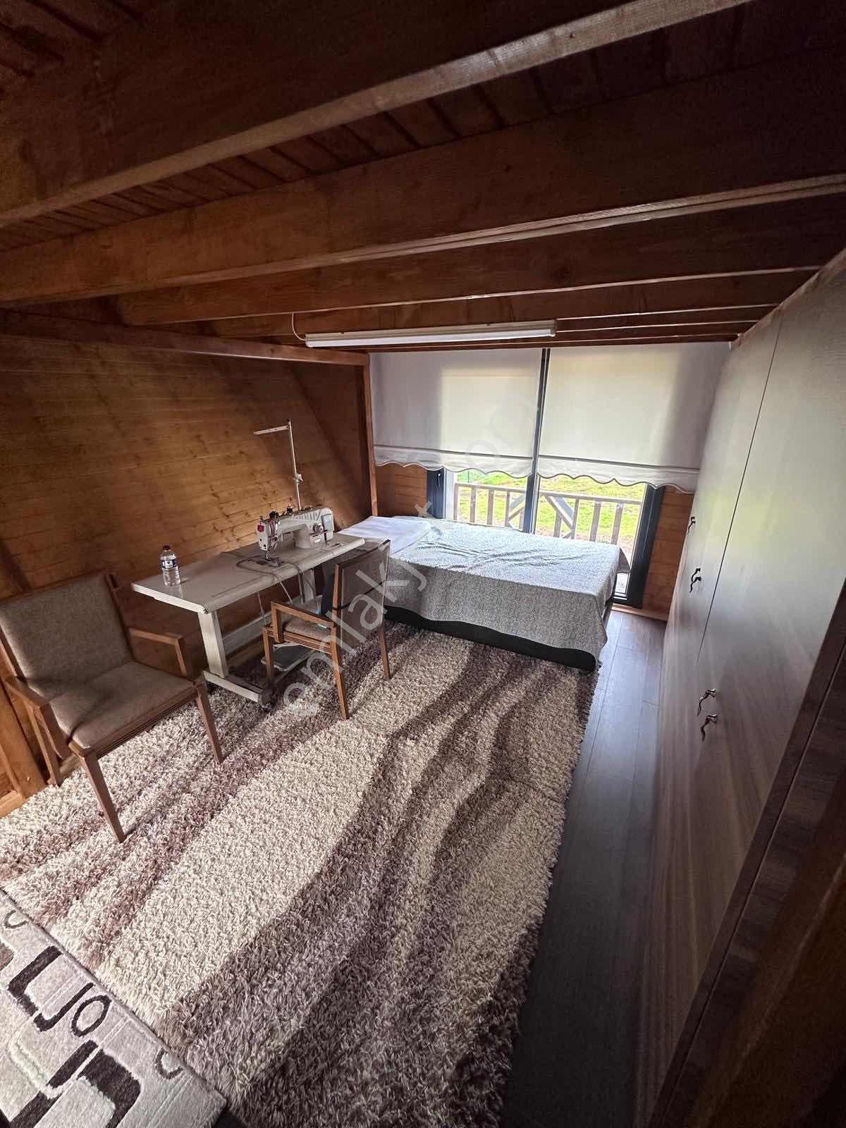 Doğayla İç İçe | 185 M² 3 Katlı, Full Donanımlı Ahşap Villa! — fotoğraf 17