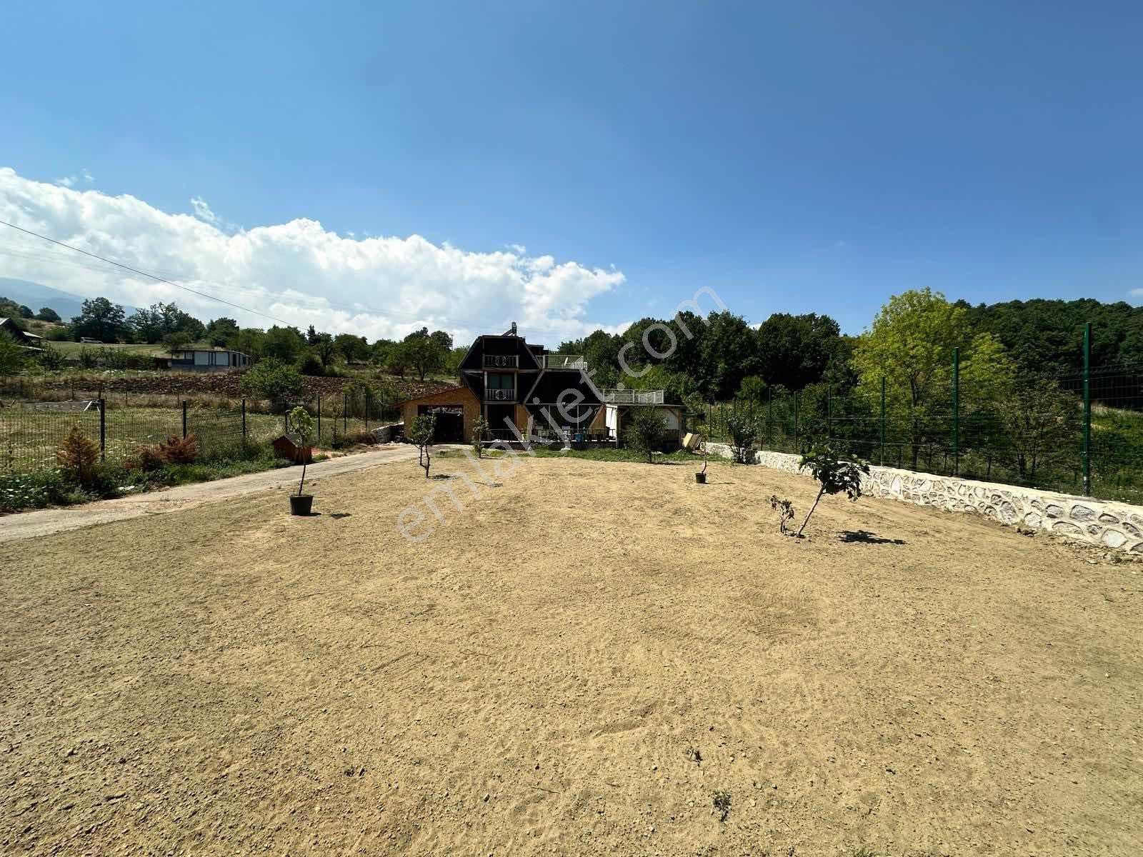 Doğayla İç İçe | 185 M² 3 Katlı, Full Donanımlı Ahşap Villa! — fotoğraf 31