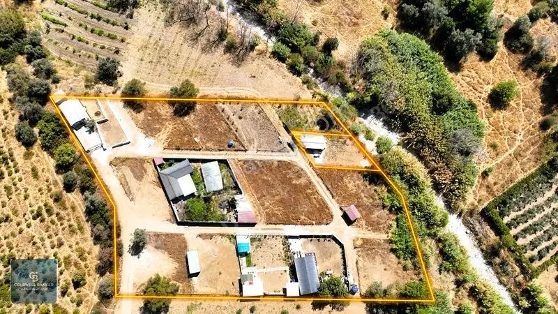 Menderes Dereköyde 397 M2 Konteyner Evli Satılık Tarla Hissesi — fotoğraf 4