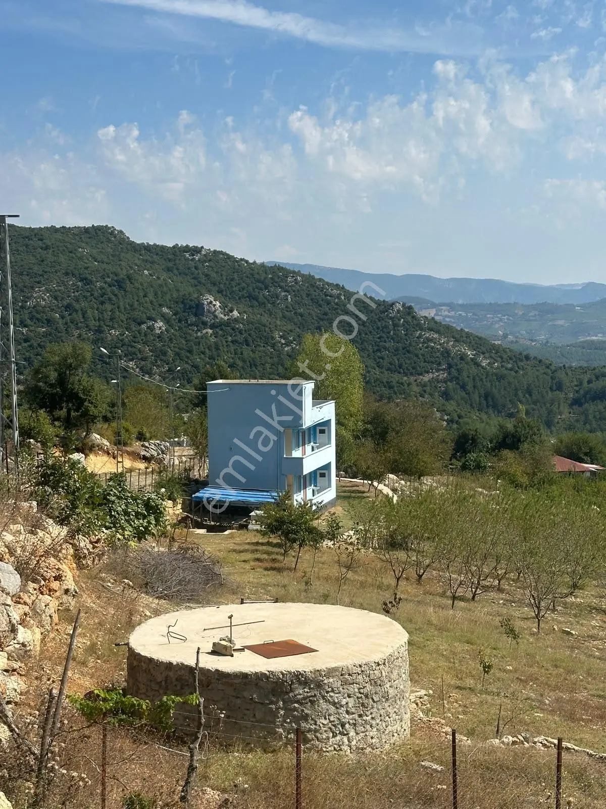 Karabucak'ta Satılık Muhteşem Badem Bahçesi + 2 Katlı Ev — fotoğraf 5