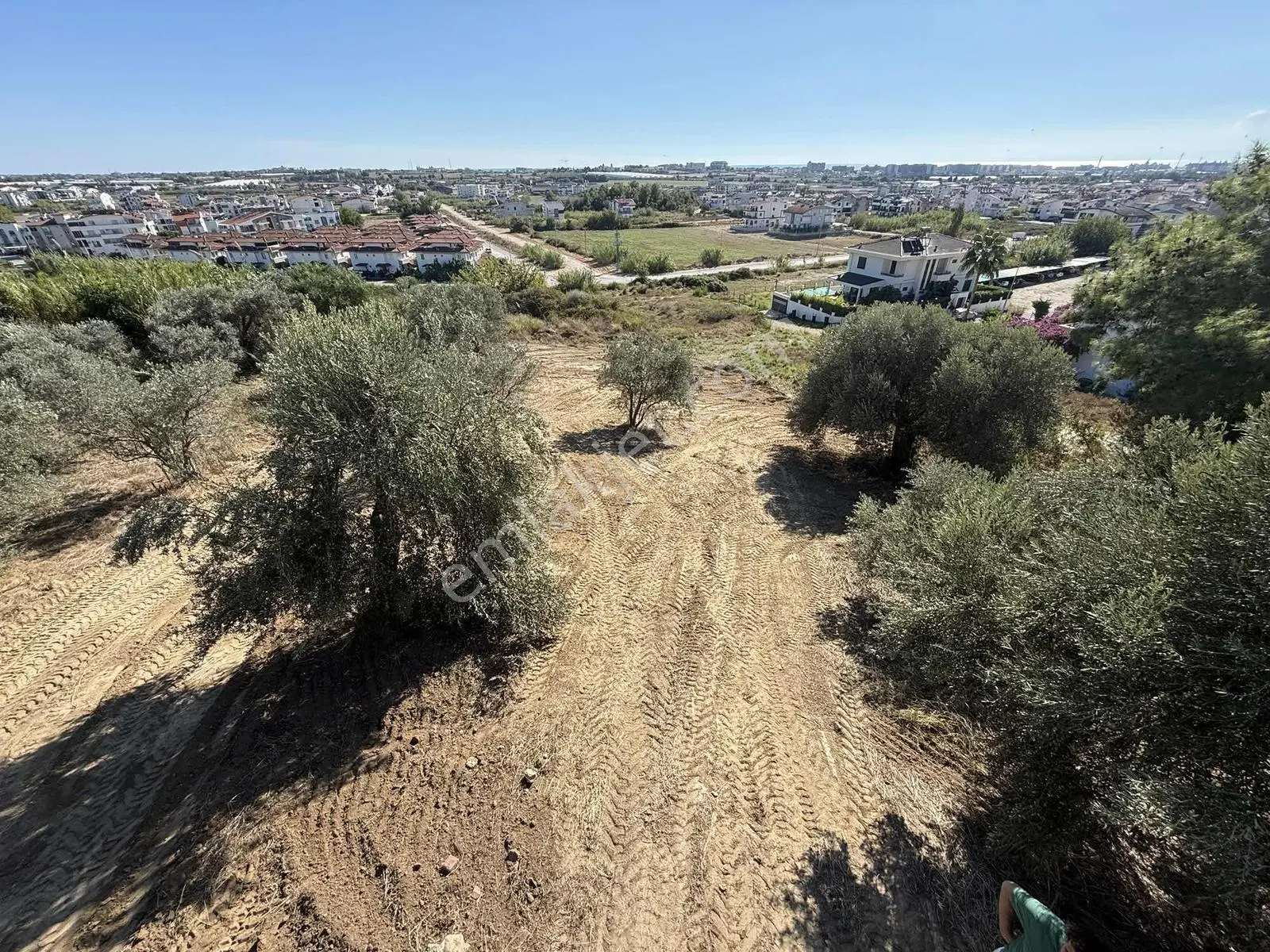 Ilıca' Da Denizi Avucunuzun İçine Alan Prestijli Parsel 2280 M2 — fotoğraf 7