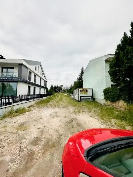 Tek Yapı İçinde Merkezi Konumda Satılık Villa Arsası — fotoğraf 4