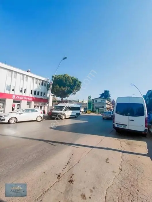 Harika Konum Müstakil Evlik Ve Mütahitlik Arsa — fotoğraf 10