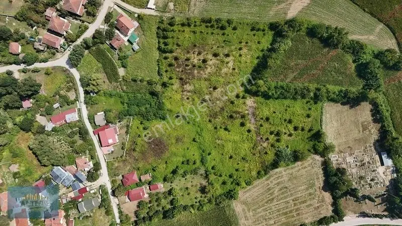 Batakköy'de Geniş Metrajlı Anayola Yakın 4.194 M² İmarlı Arsa