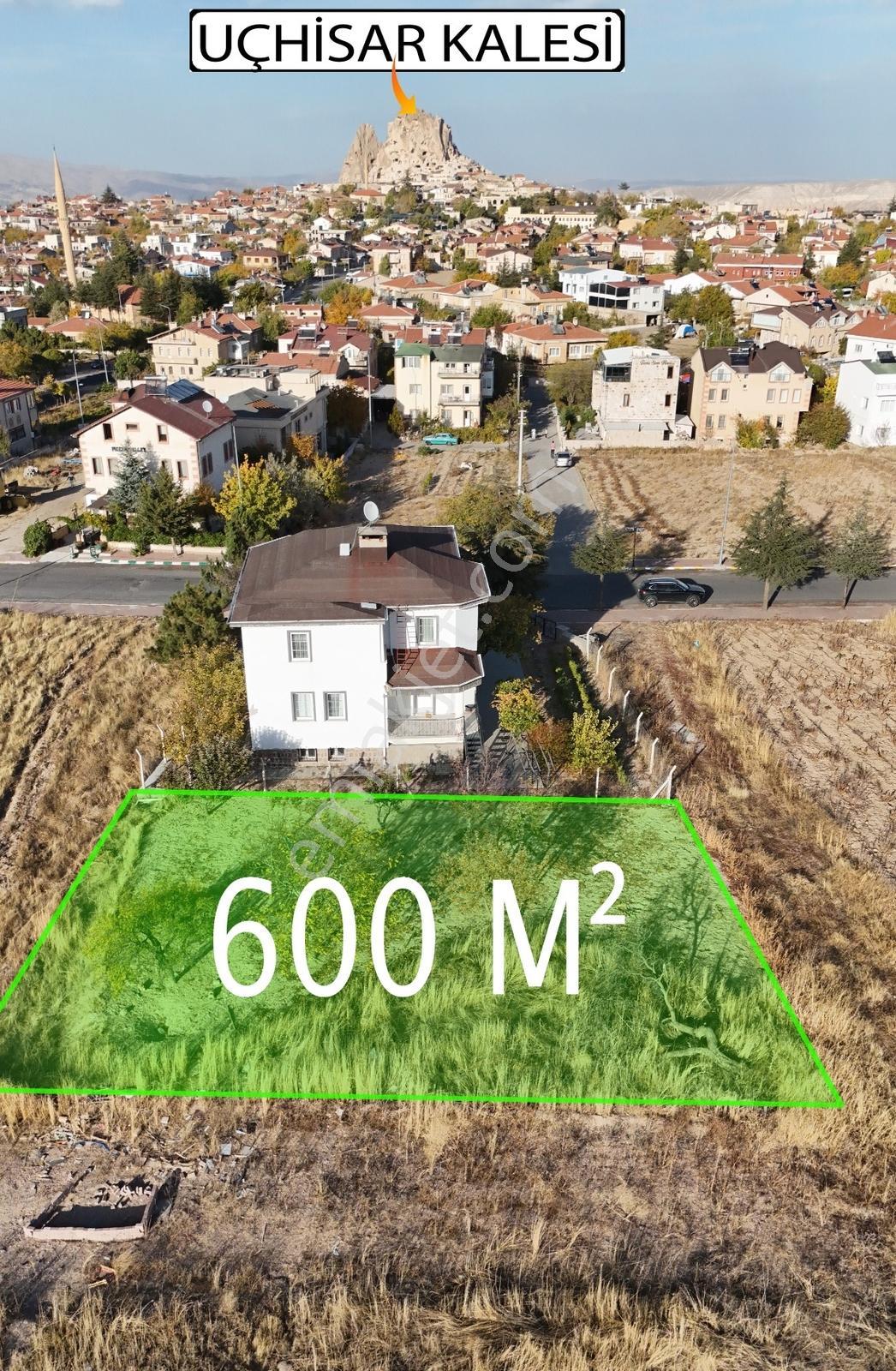 Şanlıbaba Emlak'Tan Uçhisarda Satılık 600 M² İmarlı Arsa