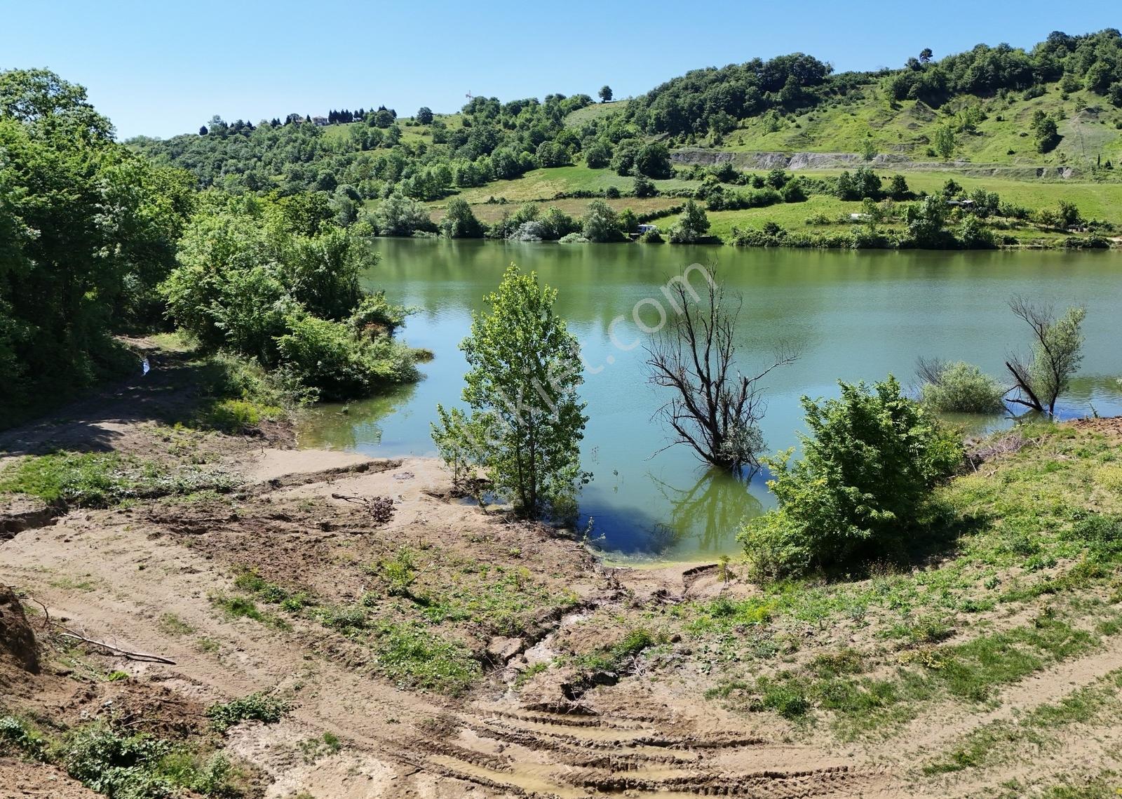 Kartepe Ketence Kurtdere Göleti'ne Sıfır %5 İmarlı 4297m² Tarla — fotoğraf 7