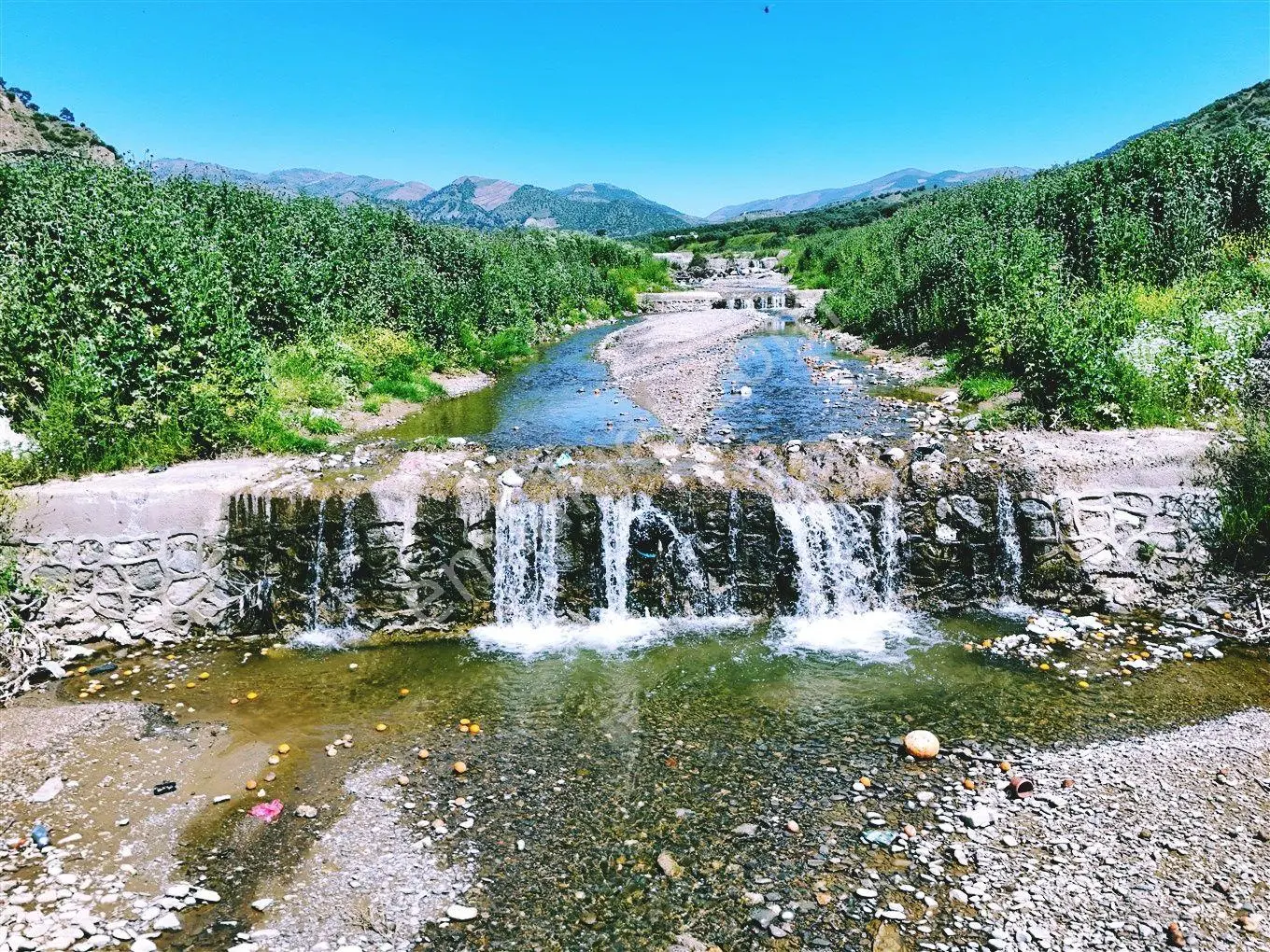 Nazilli Kestel'de 2550 M² Doğa Manzaralı Satılık Arsa — fotoğraf 2