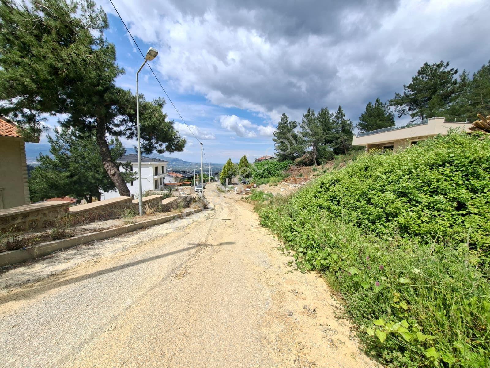 Kemalpaşada Satılık İmarlı Arsa Aşağı Kızılcada Harika Lokasyonda 701 M² — fotoğraf 16