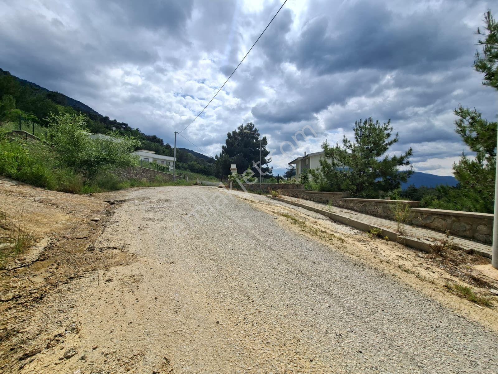 Kemalpaşada Satılık İmarlı Arsa Aşağı Kızılcada Harika Lokasyonda 701 M² — fotoğraf 23