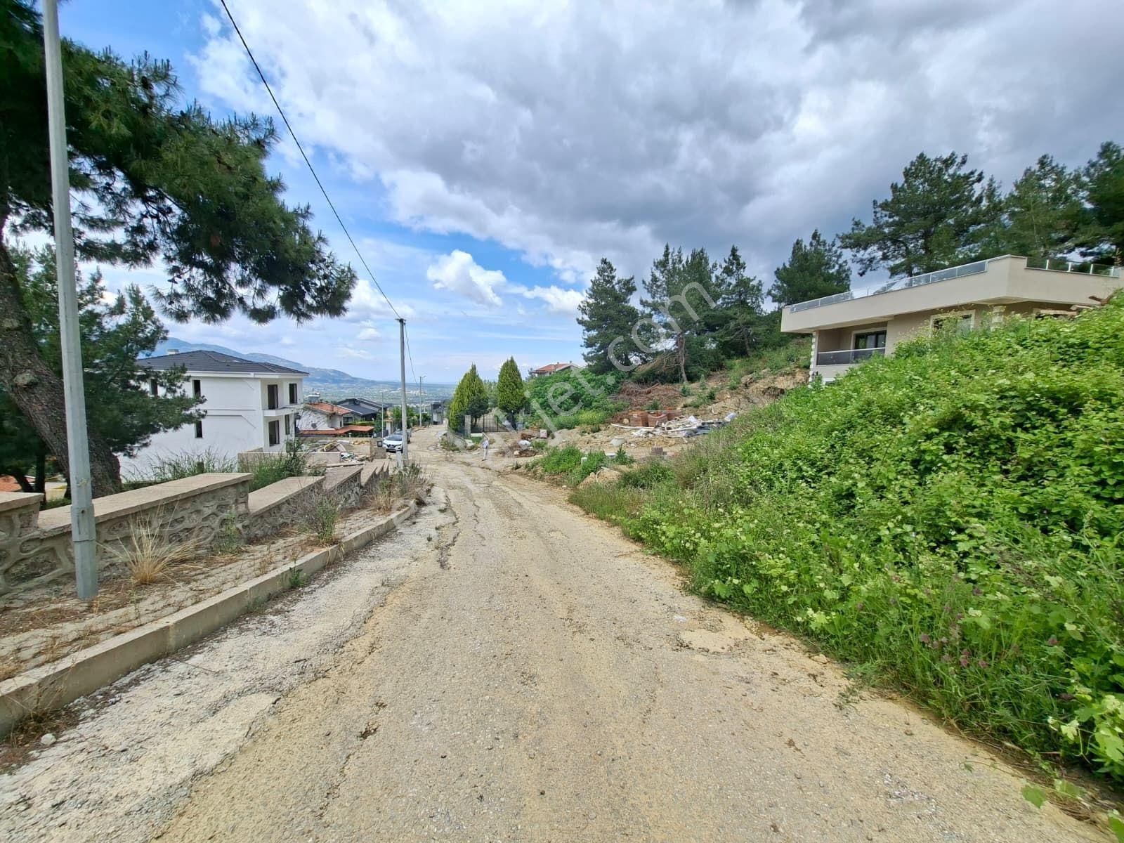 Kemalpaşada Satılık İmarlı Arsa Aşağı Kızılcada Harika Lokasyonda 701 M² — fotoğraf 24
