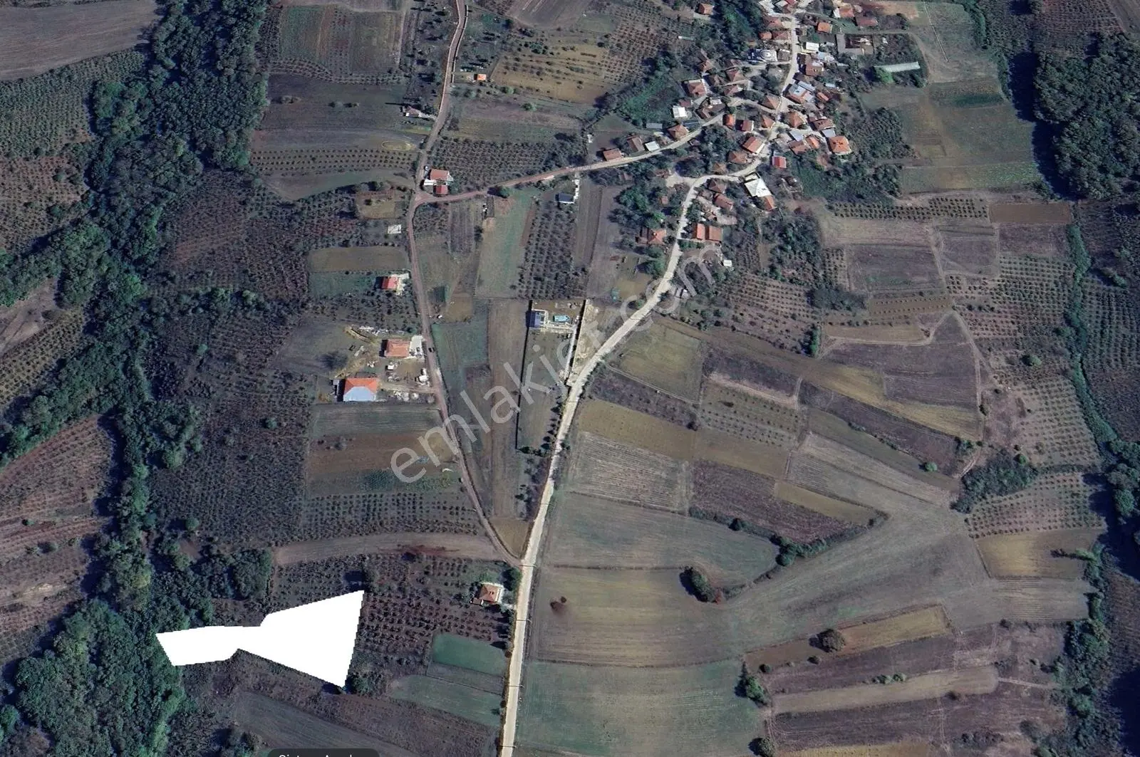 Kandıra Hüdaverdiler'de Asfalta 1 Parsel Yol Hakkı Olan 3.753m² — fotoğraf 5