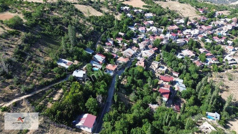 Başyayla Üzümlü Mahallesi'nde 1.252 M² Arsa İçerisinde Kerpiç Ev — fotoğraf 8
