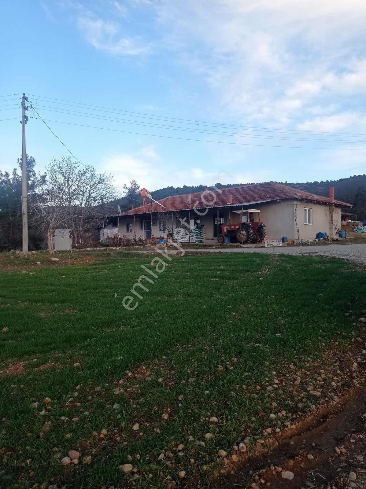 Şehzade'den Baklan İmarlı Arsa 1300 M2 B+2 Kat — fotoğraf 4