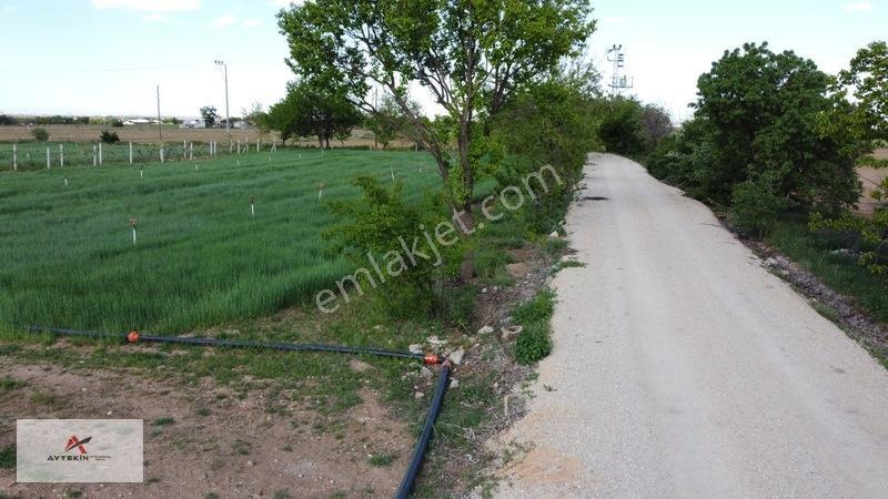 Gödene'de 3.204m2 Müstakil Tapulu- Yola Cepheli Suyu Önünde — fotoğraf 3