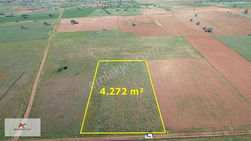 Konya Akören Karahüyükte 4.272 M² Müstakil Tarla Resmî Yollu — fotoğraf 2