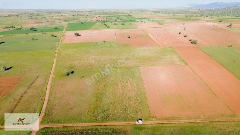 Konya Akören Karahüyükte 4.272 M² Müstakil Tarla Resmî Yollu — fotoğraf 6