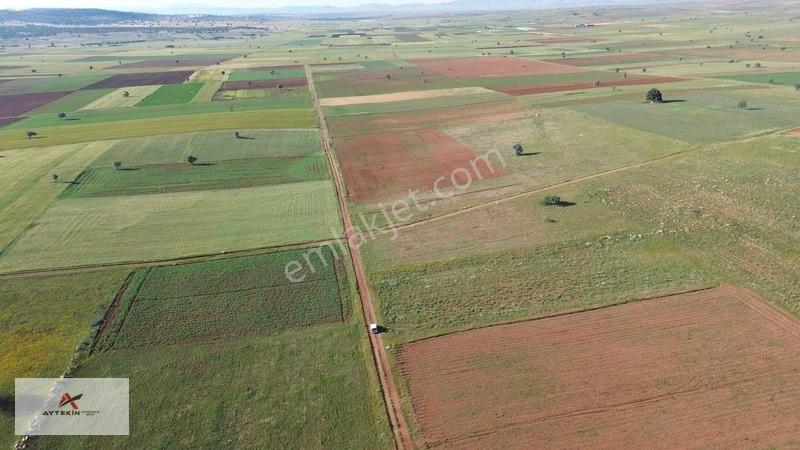 Konya Akören Karahüyükte 4.272 M² Müstakil Tarla Resmî Yollu — fotoğraf 8