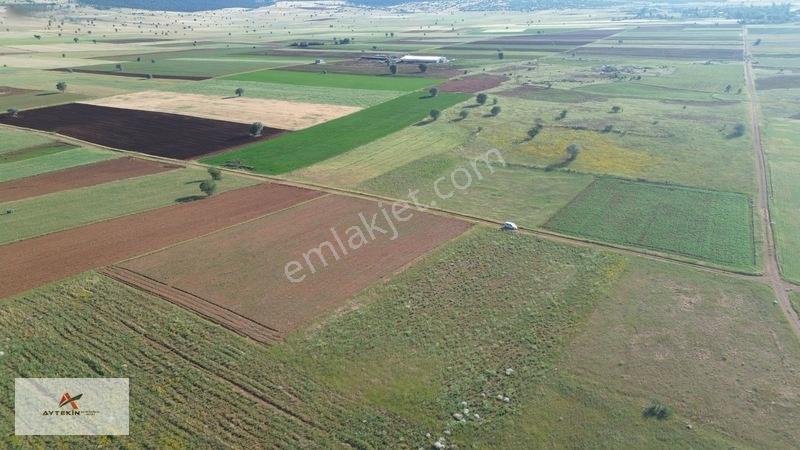 Konya Akören Karahüyükte 4.272 M² Müstakil Tarla Resmî Yollu — fotoğraf 11