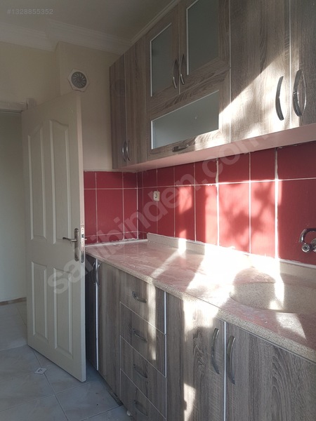 Asansörsüz 4. Katta Kiralık Bakımlı 2+1 — fotoğraf 17