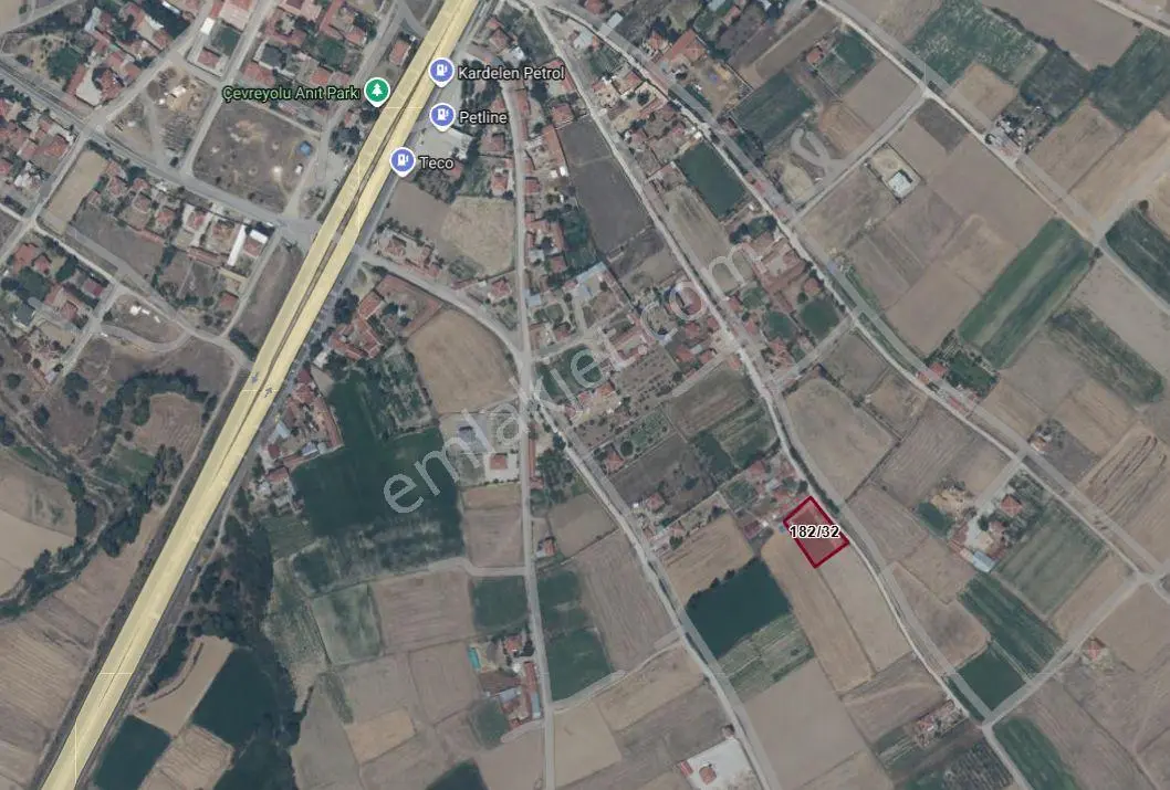 A-k Emlaktan Ortaköyde 1521 M2 Satılık Tarla — fotoğraf 3