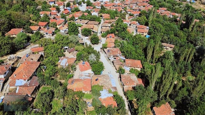 Kütahya Gediz Saruhanlar Köy İçi (272) Metre Kare Hobi Bahçesi — fotoğraf 3