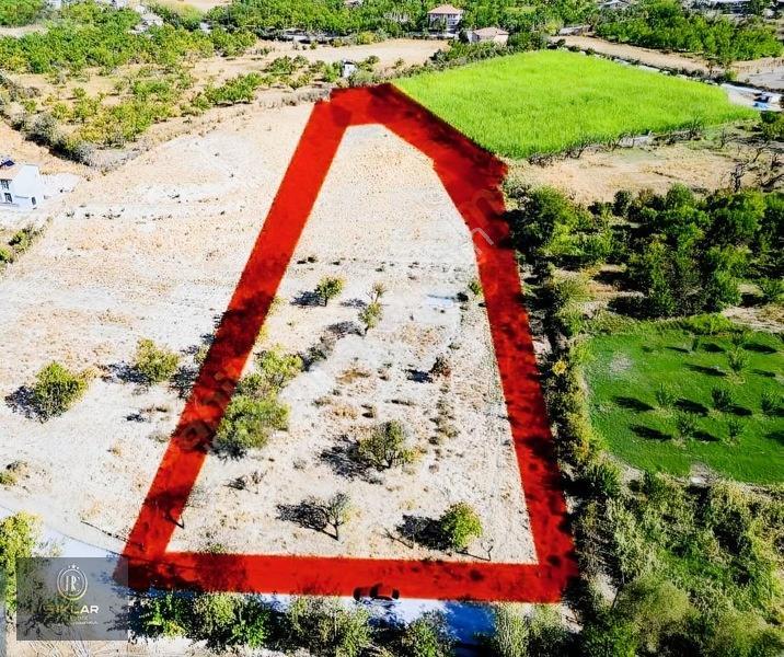 Gelincik Tepe Tokiye 300metre Mesafede Satılık Sulu Tarla