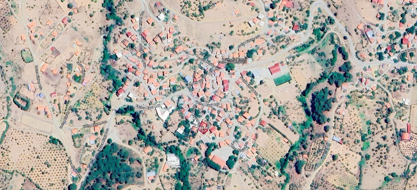 Havran Fazlıca Köyiçi 358 M2 Satılık İmarlı Arsa Ve Kerpiç Ev — fotoğraf 2