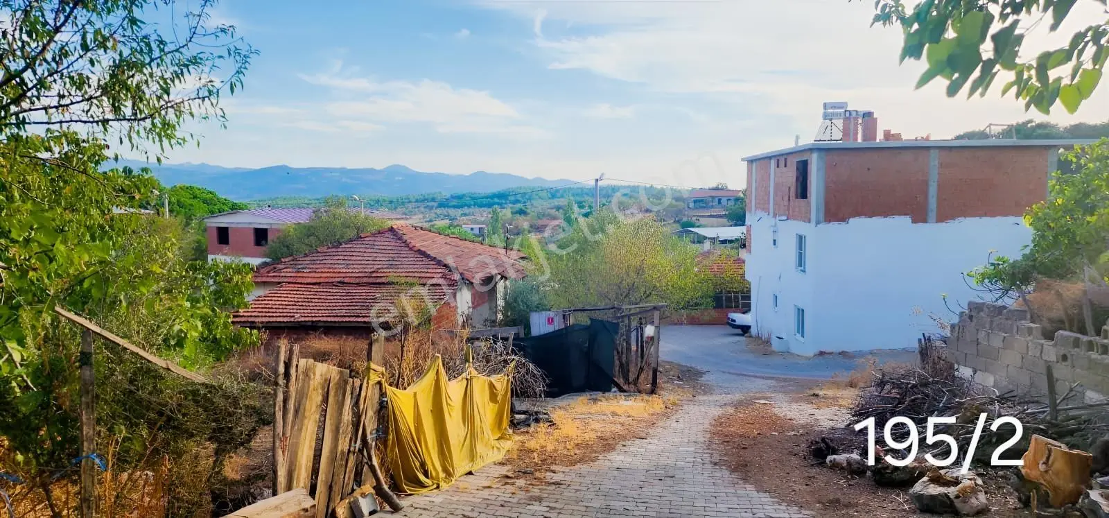 Havran Fazlıca Köyiçi 358 M2 Satılık İmarlı Arsa Ve Kerpiç Ev — fotoğraf 8