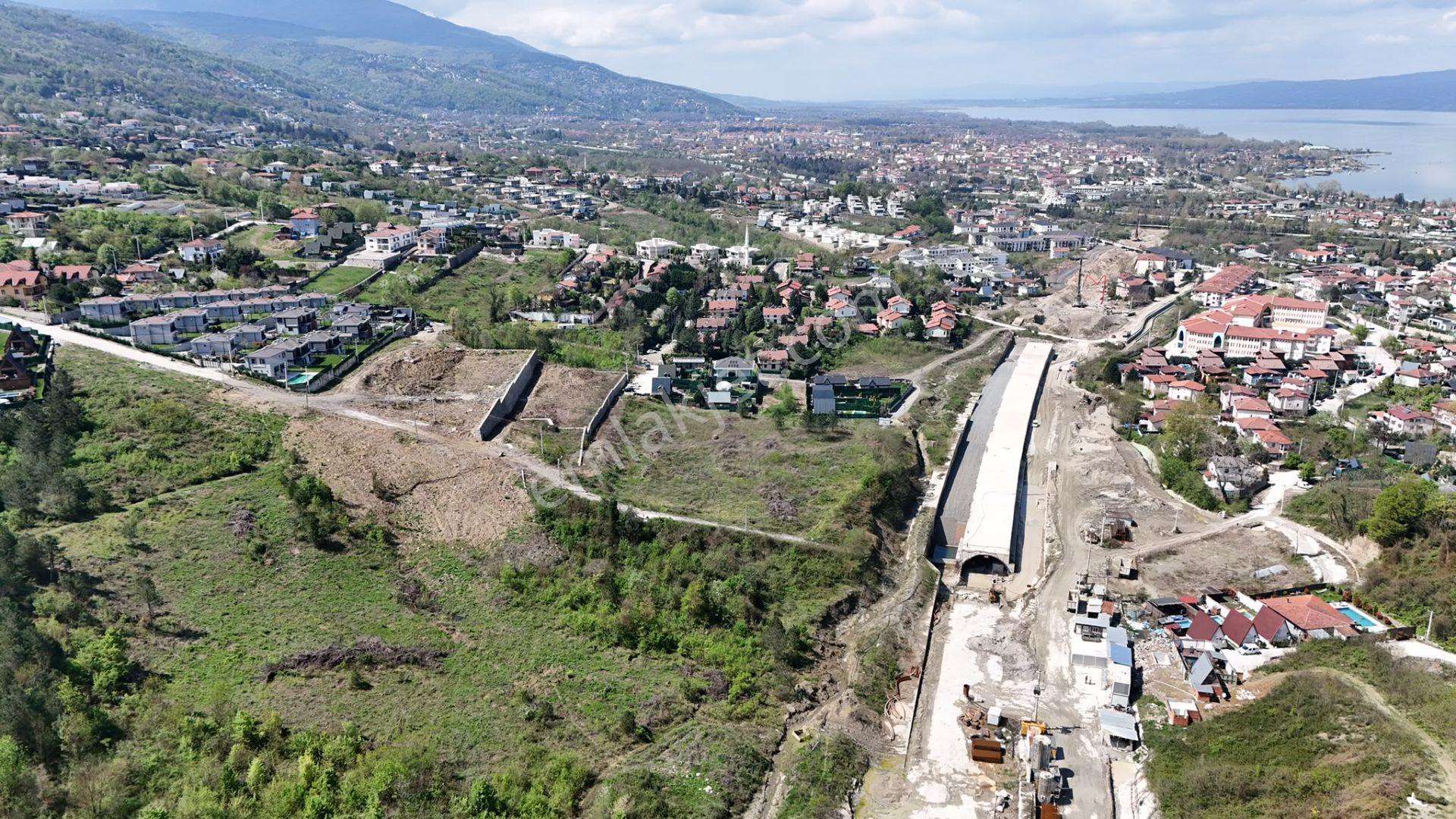 Sapanca Ünlüce’de Satılık Konut İmarlı 2489 M2 Arsa — fotoğraf 13