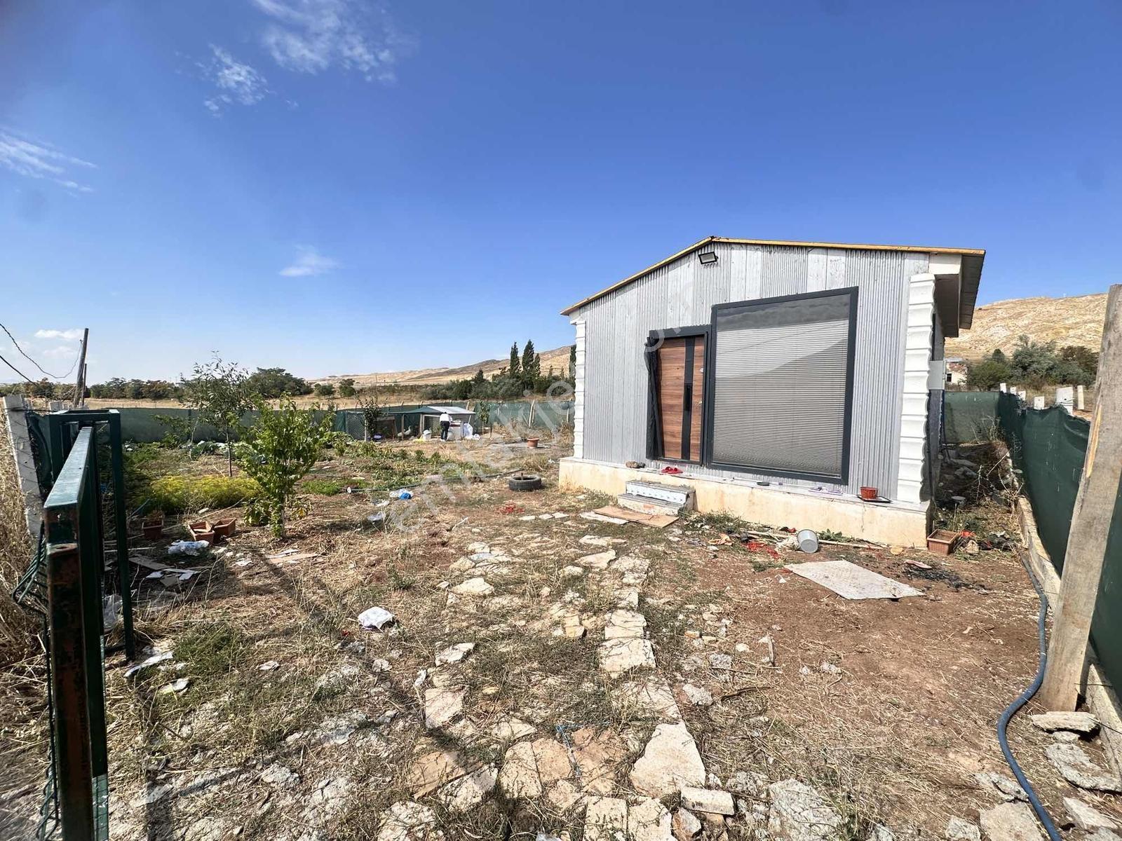 Emlak Fix'den 500m²elektrik Su Hazır Erzincan Yolu Üzeri — fotoğraf 2