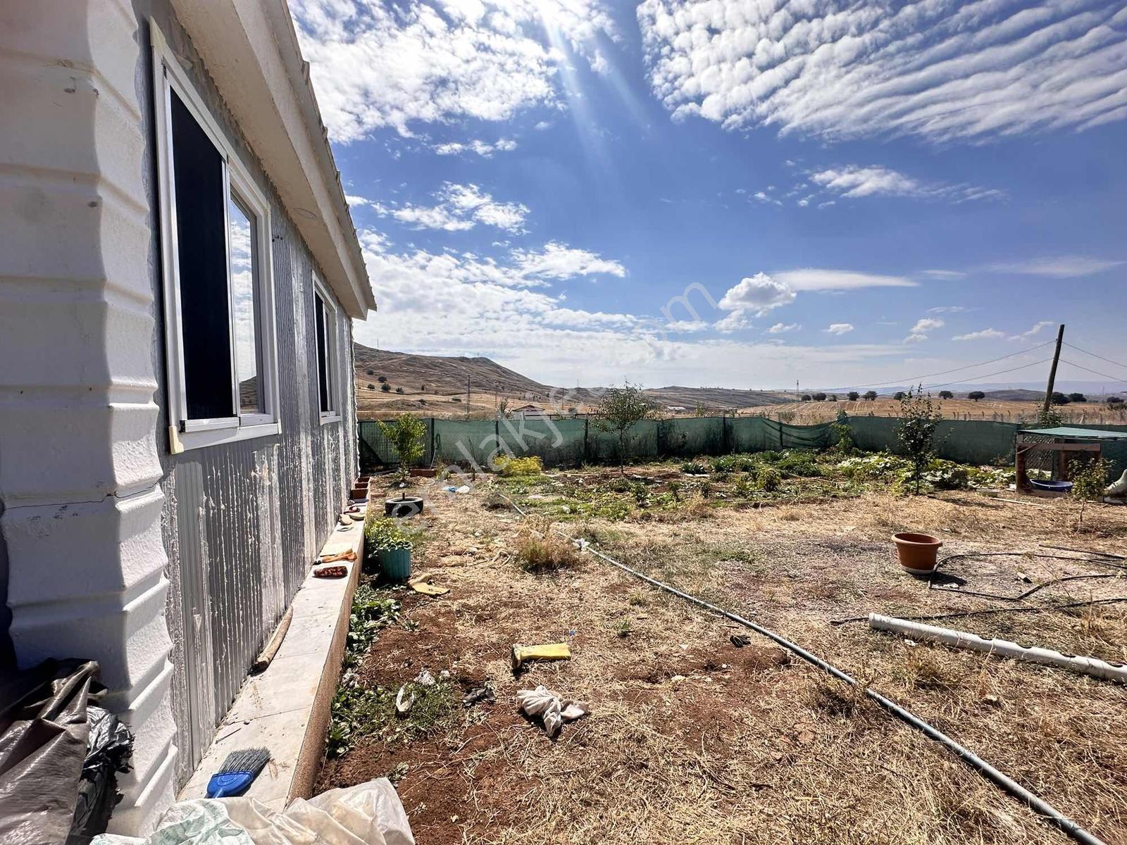 Emlak Fix'den 500m²elektrik Su Hazır Erzincan Yolu Üzeri — fotoğraf 5