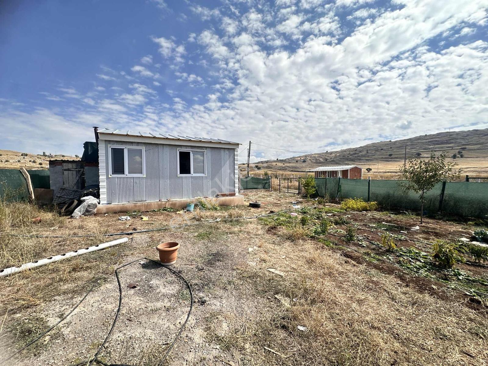 Emlak Fix'den 500m²elektrik Su Hazır Erzincan Yolu Üzeri — fotoğraf 6