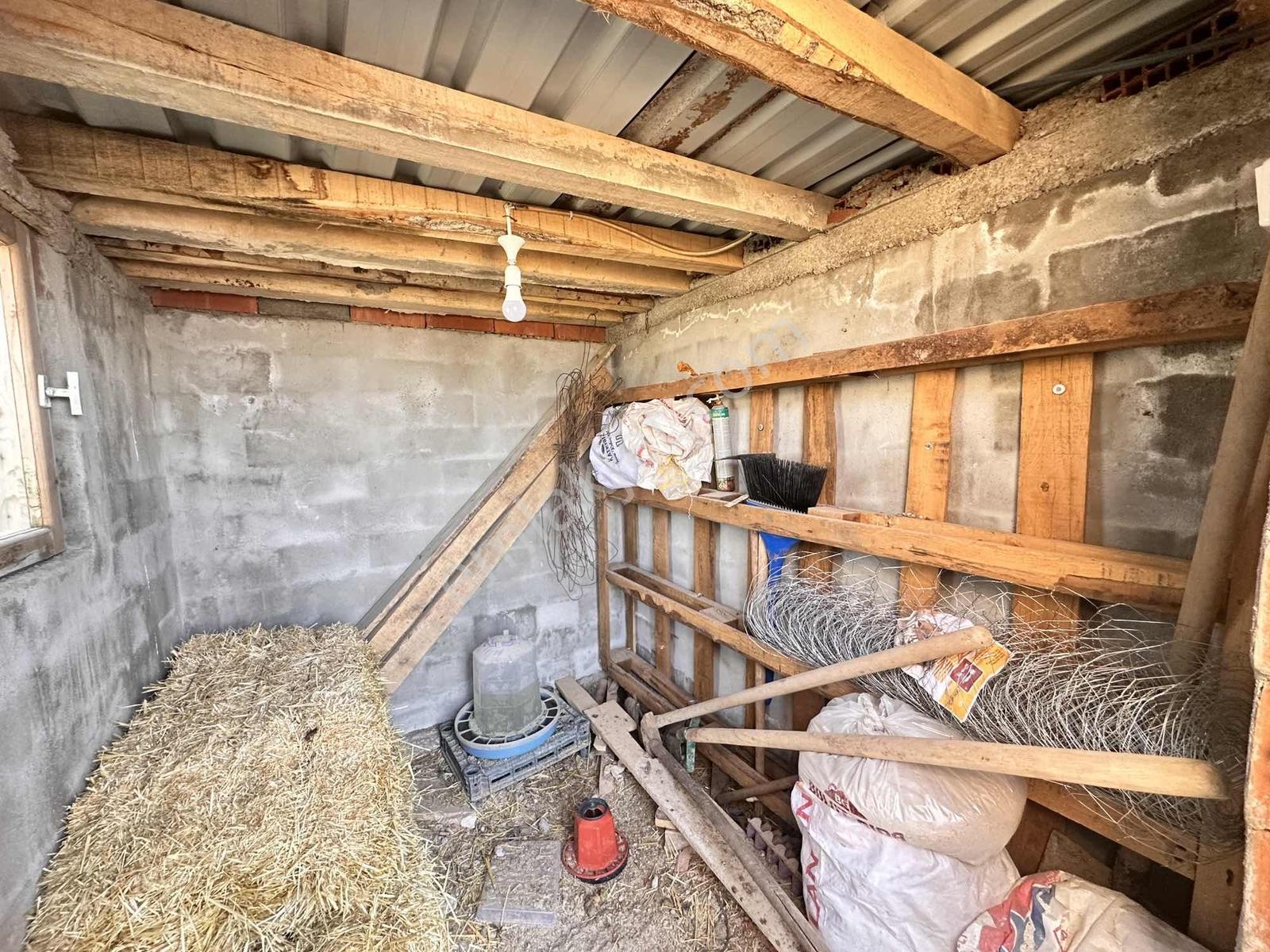 Emlak Fix'den 500m²elektrik Su Hazır Erzincan Yolu Üzeri — fotoğraf 9