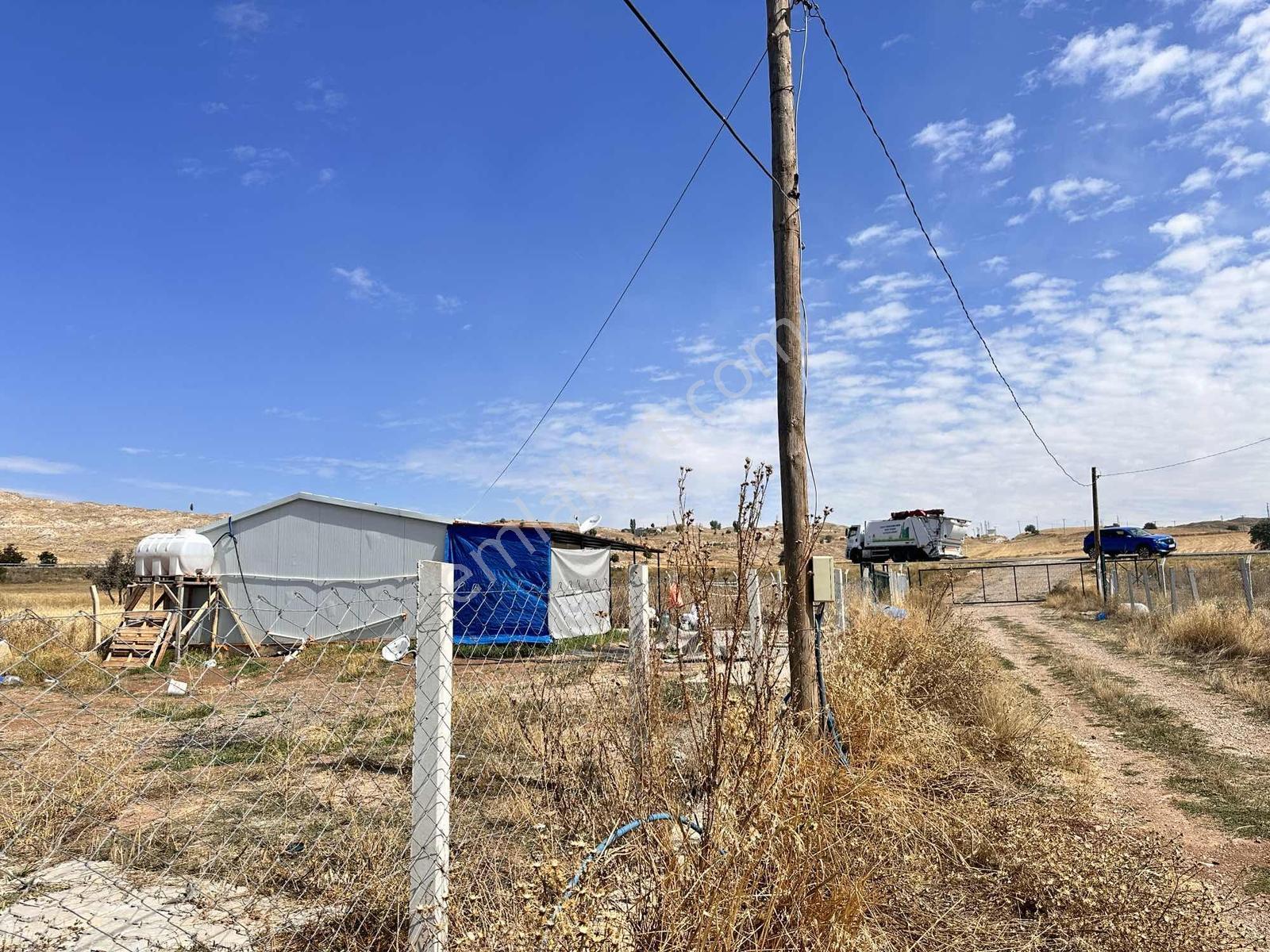 Emlak Fix'den 500m²elektrik Su Hazır Erzincan Yolu Üzeri — fotoğraf 18