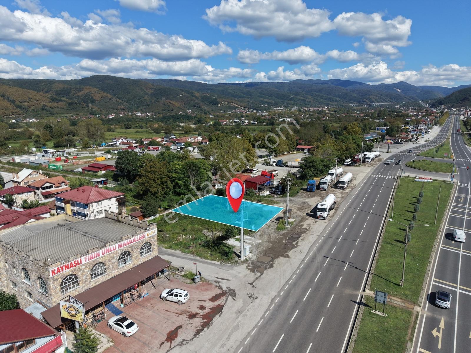 Hak Emlak'tan D-100 Cepheli Ticari/konut Satılık 458 M² Arsa — fotoğraf 2