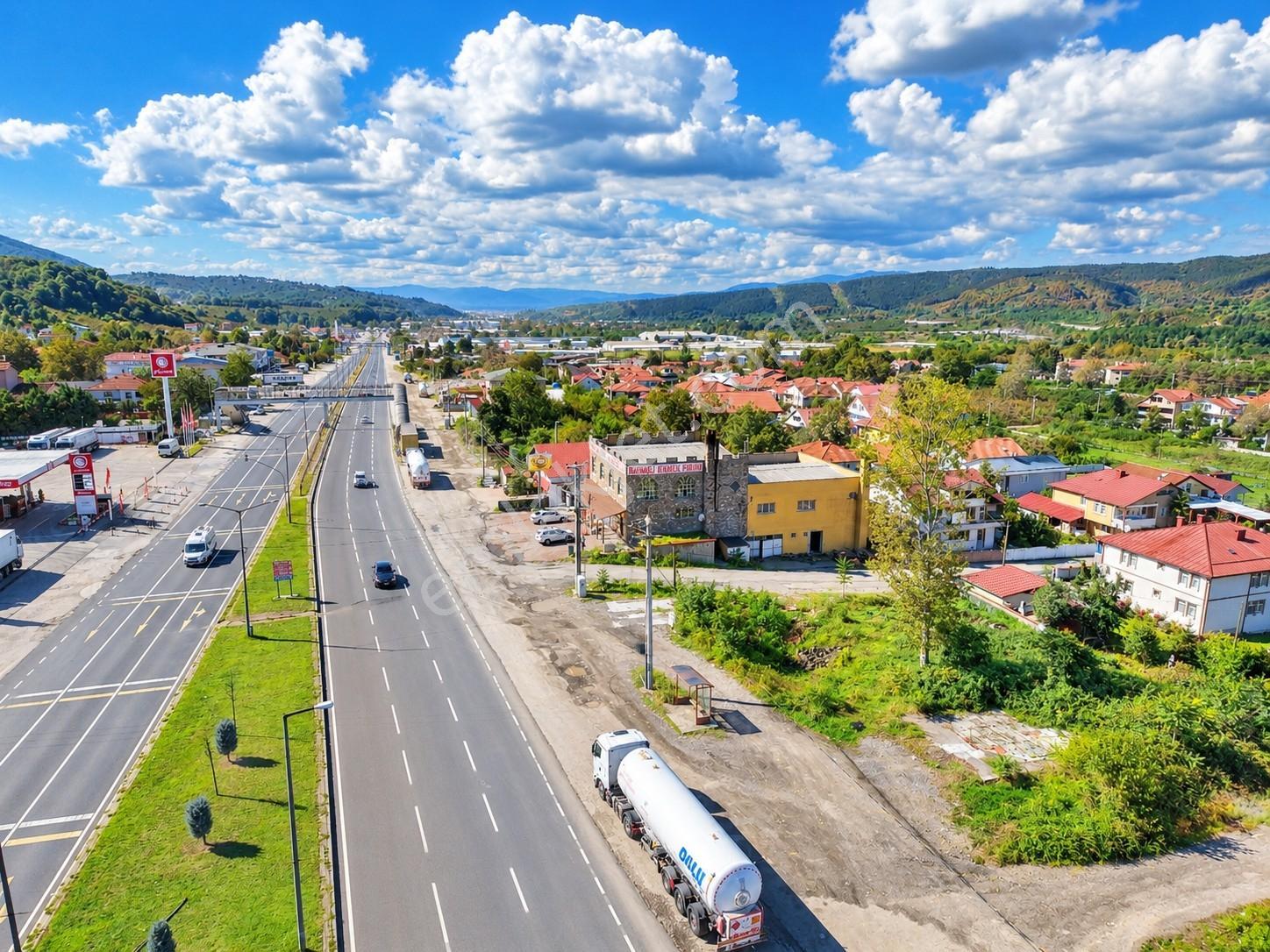 Hak Emlak'tan D-100 Cepheli Ticari/konut Satılık 458 M² Arsa — fotoğraf 6