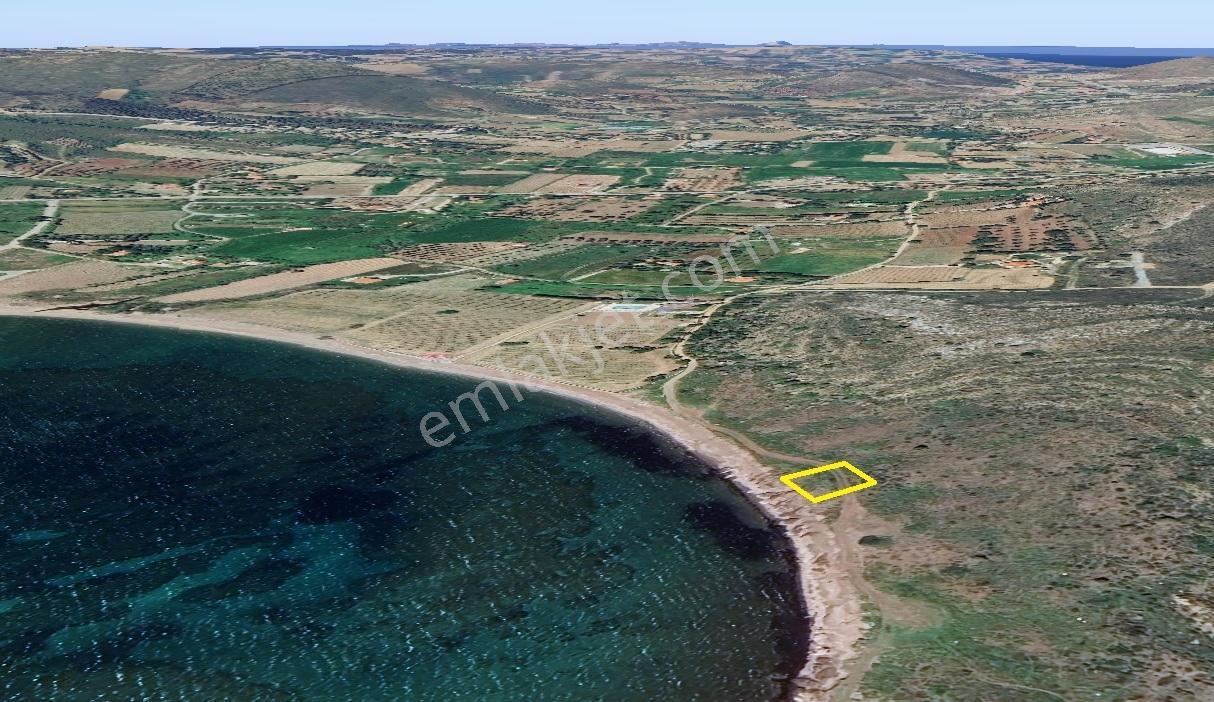 Remax Area'dan Bozcaada'da Denize Sıfır Satılık Arsa — fotoğraf 2