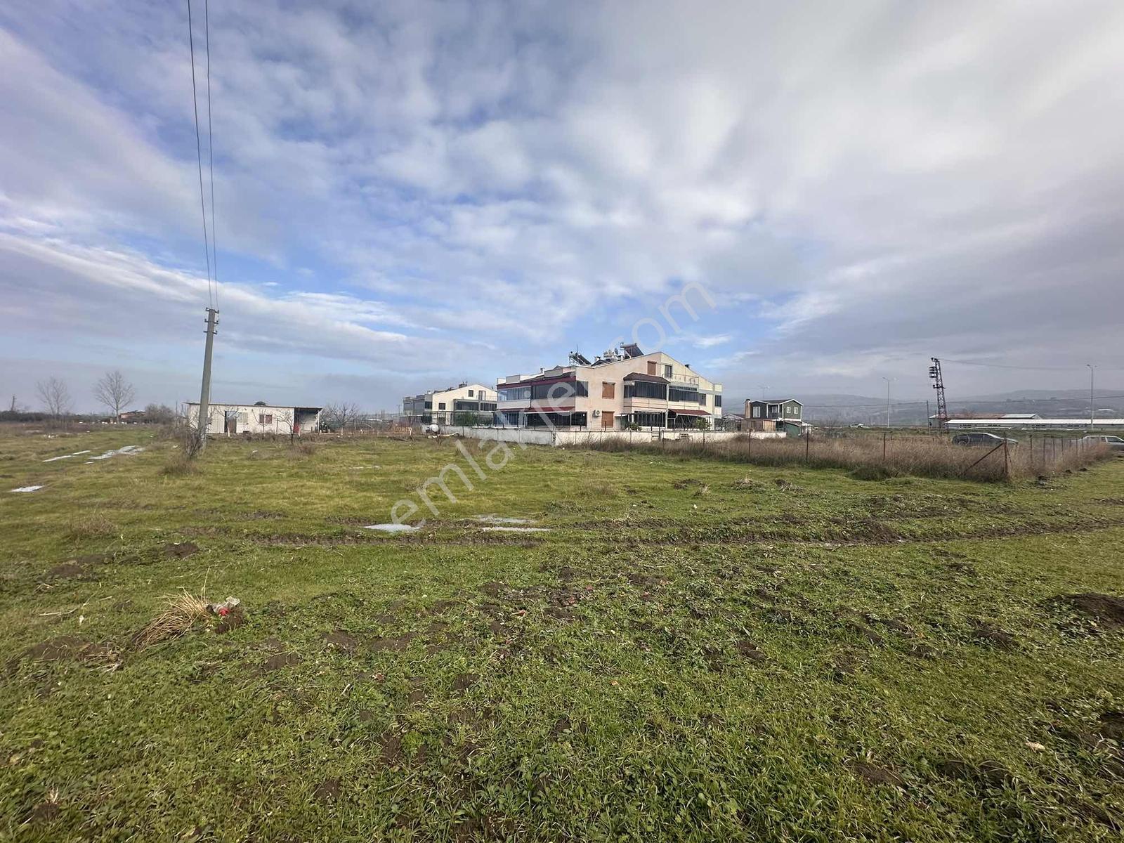Lapseki Çardakta Denize 100 Metre Güney Batı Cepheli Köşe Parsel — fotoğraf 8