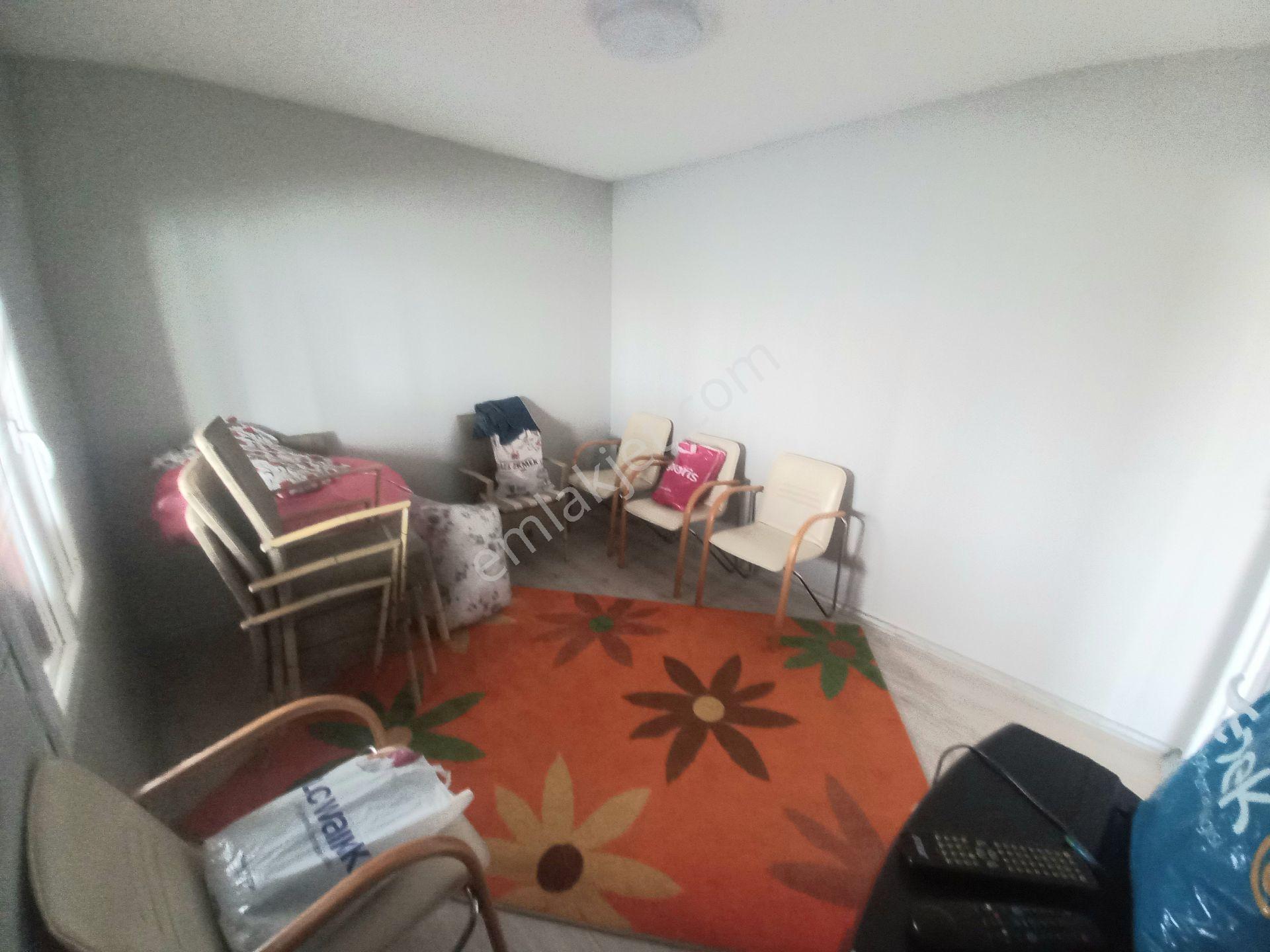 Ayaş Gökler Mahallesinde Eskişehir Yoluna 3 Km Mesafede 45 M² 2+1 Yaşam Alanılı 500 M² Bahçe — fotoğraf 14