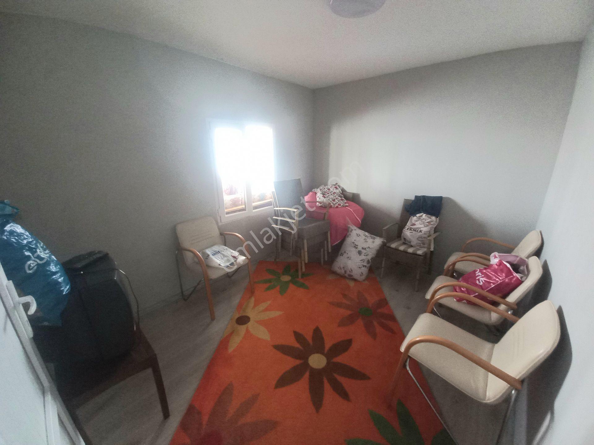 Ayaş Gökler Mahallesinde Eskişehir Yoluna 3 Km Mesafede 45 M² 2+1 Yaşam Alanılı 500 M² Bahçe — fotoğraf 15