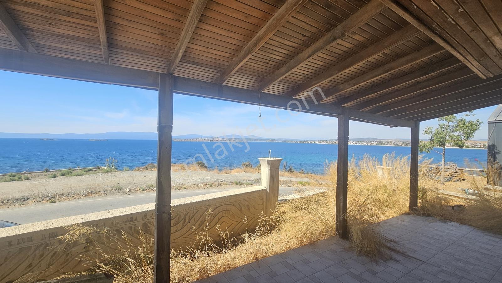 Akarcada Denize Sıfır, Emsal 0.20 İmarlı 199 M² Arsa — fotoğraf 4