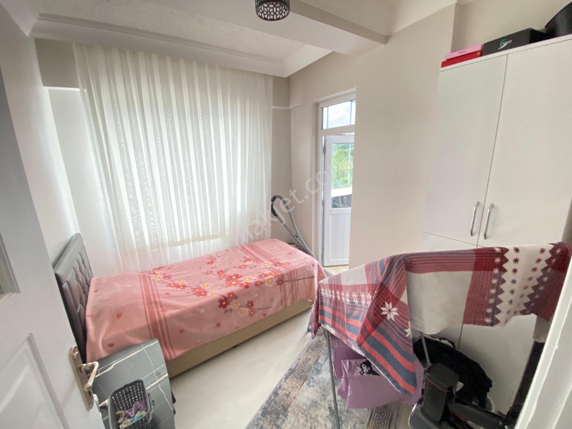 Furkan Emlak’tan Kışla Mah 3+1 8.kat 120m2 Cam Balkonlu Ara Kat Krediye Uygun Site İçi Fırsat Daire — fotoğraf 7