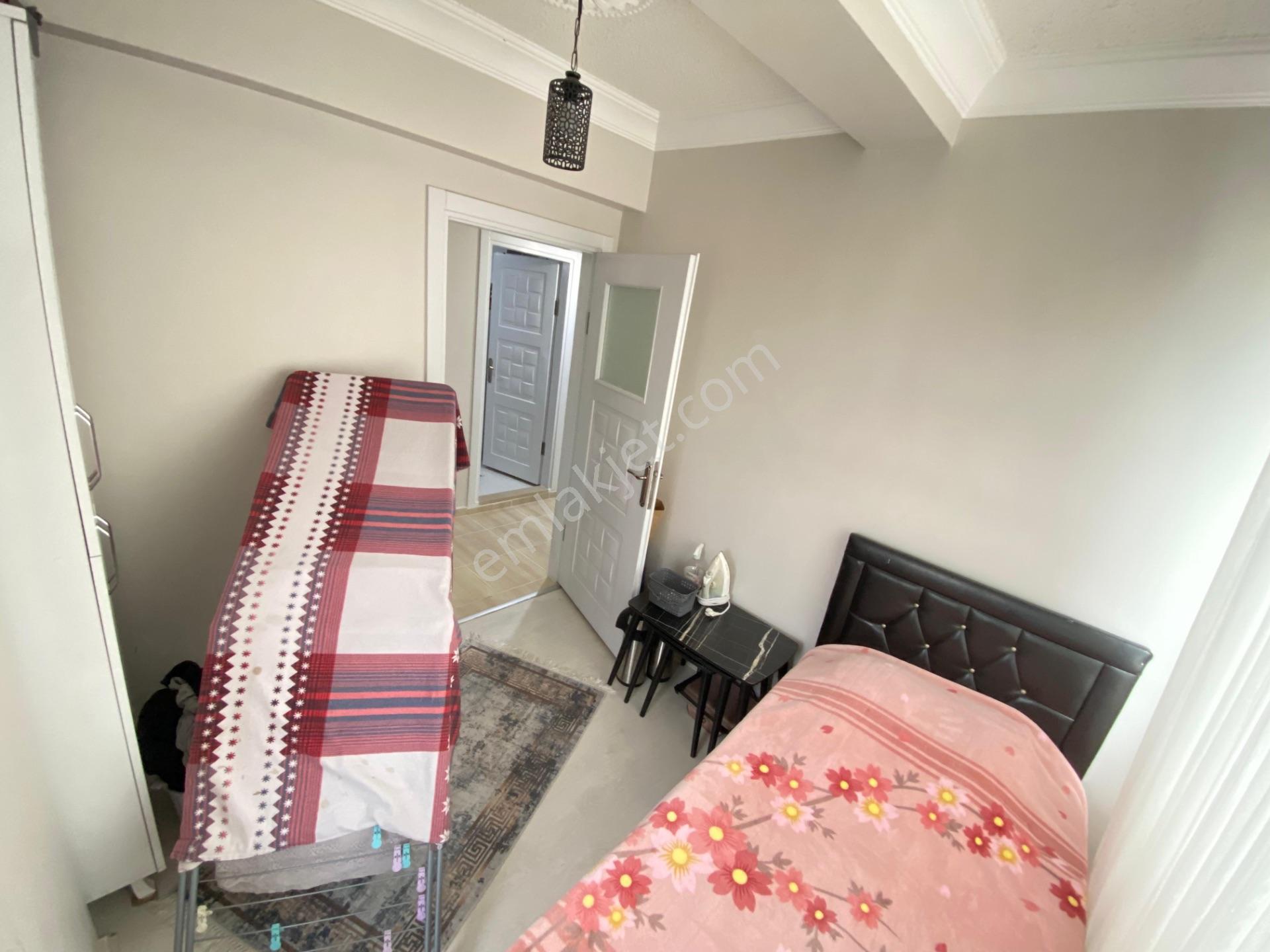 Furkan Emlak’tan Kışla Mah 3+1 8.kat 120m2 Cam Balkonlu Ara Kat Krediye Uygun Site İçi Fırsat Daire — fotoğraf 9