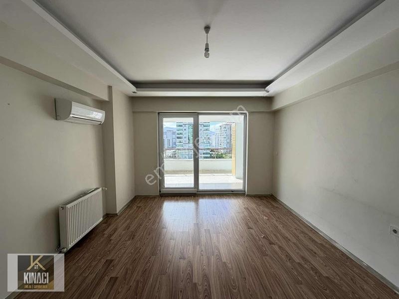 Tugay Kınacı'dan Güngör Cad. Satılık 3+1 Daire — fotoğraf 3