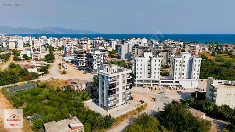 Finike Sahilinde 2+1 Ebeveyn Banyolu Kaliteli Daire!