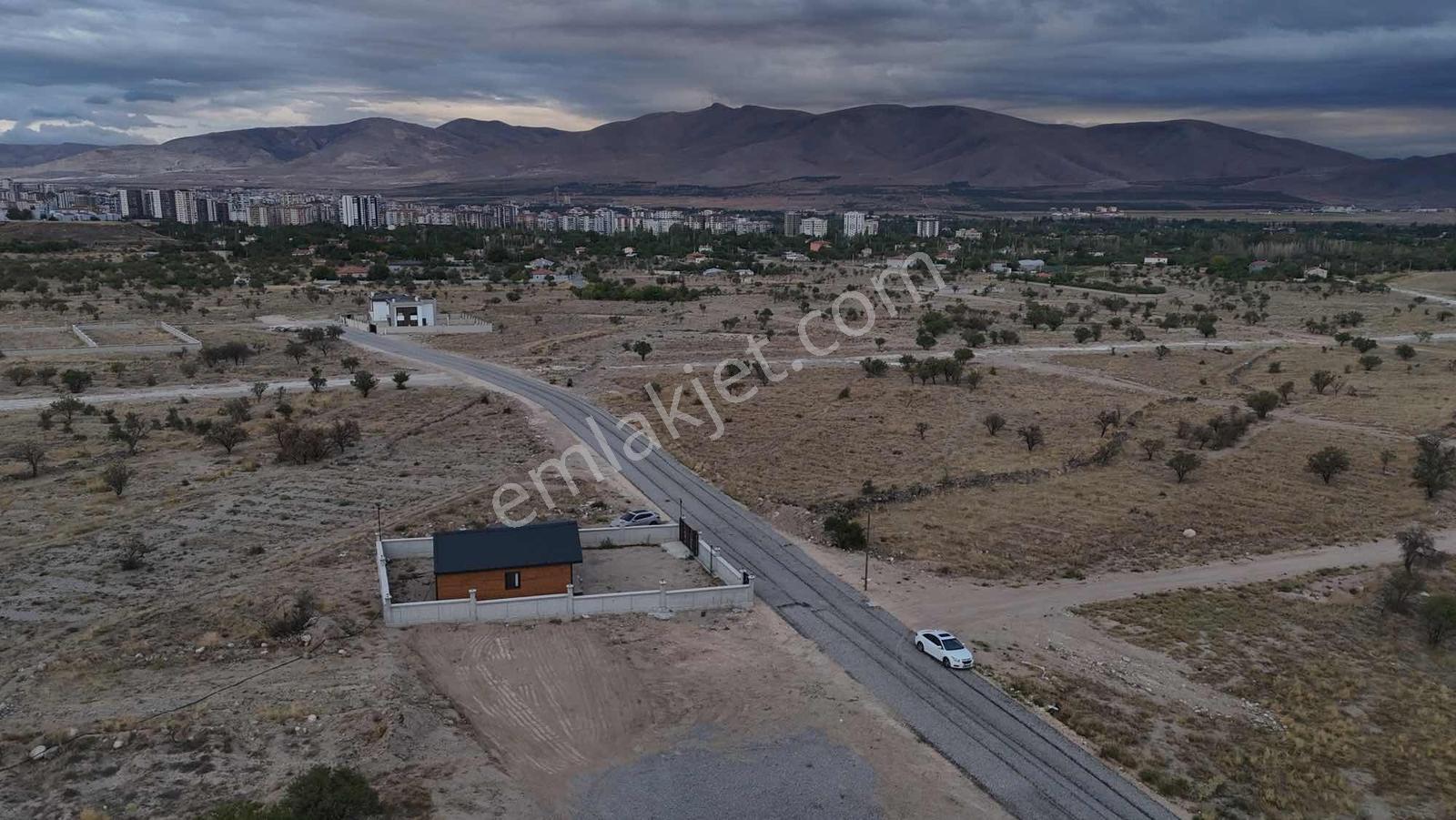 Emin Emlak Fertek 400m2 Villa İmarlı Harika Konum Satılık Arsa — fotoğraf 23
