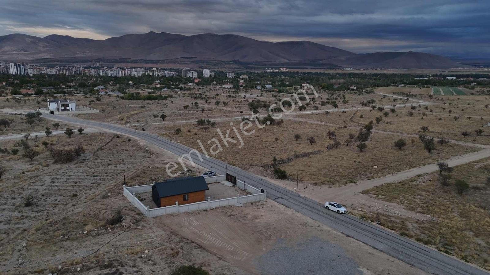 Emin Emlak Fertek 400m2 Villa İmarlı Harika Konum Satılık Arsa — fotoğraf 25