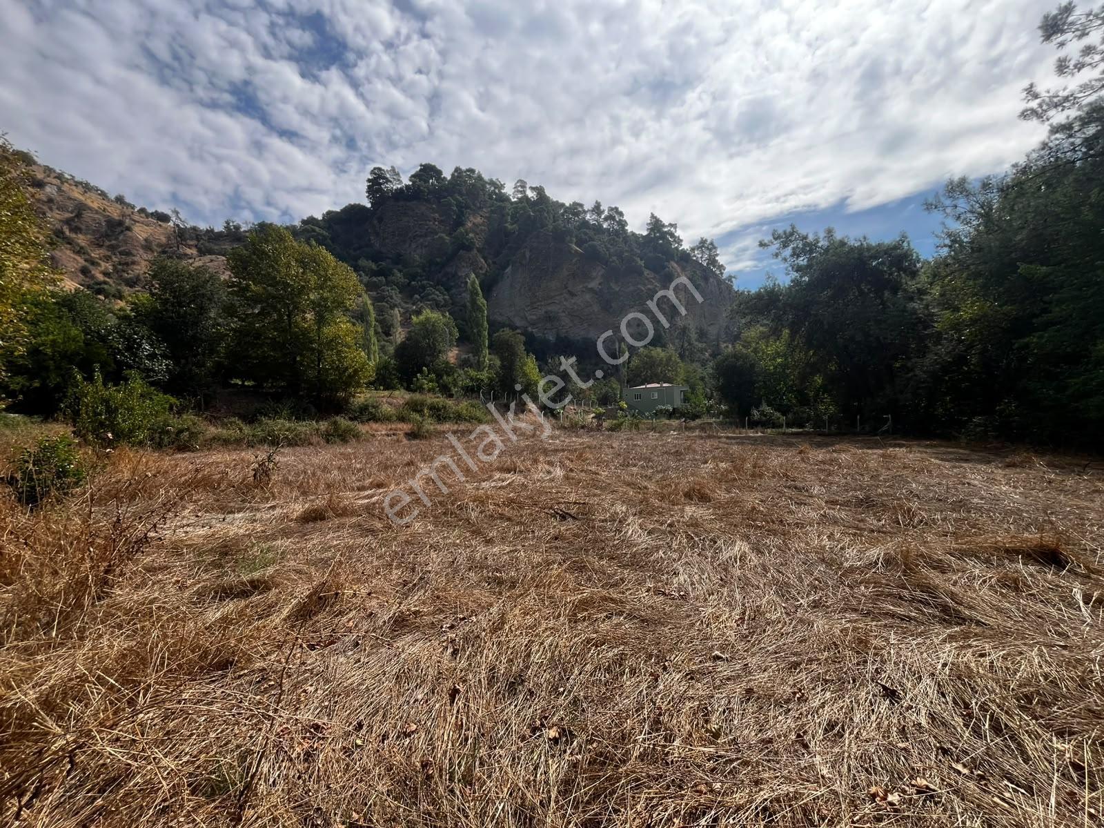 Doğayla İç İçe, Asfalt Yola Cepheli 2051 M² İmarlı Arsa! — fotoğraf 18