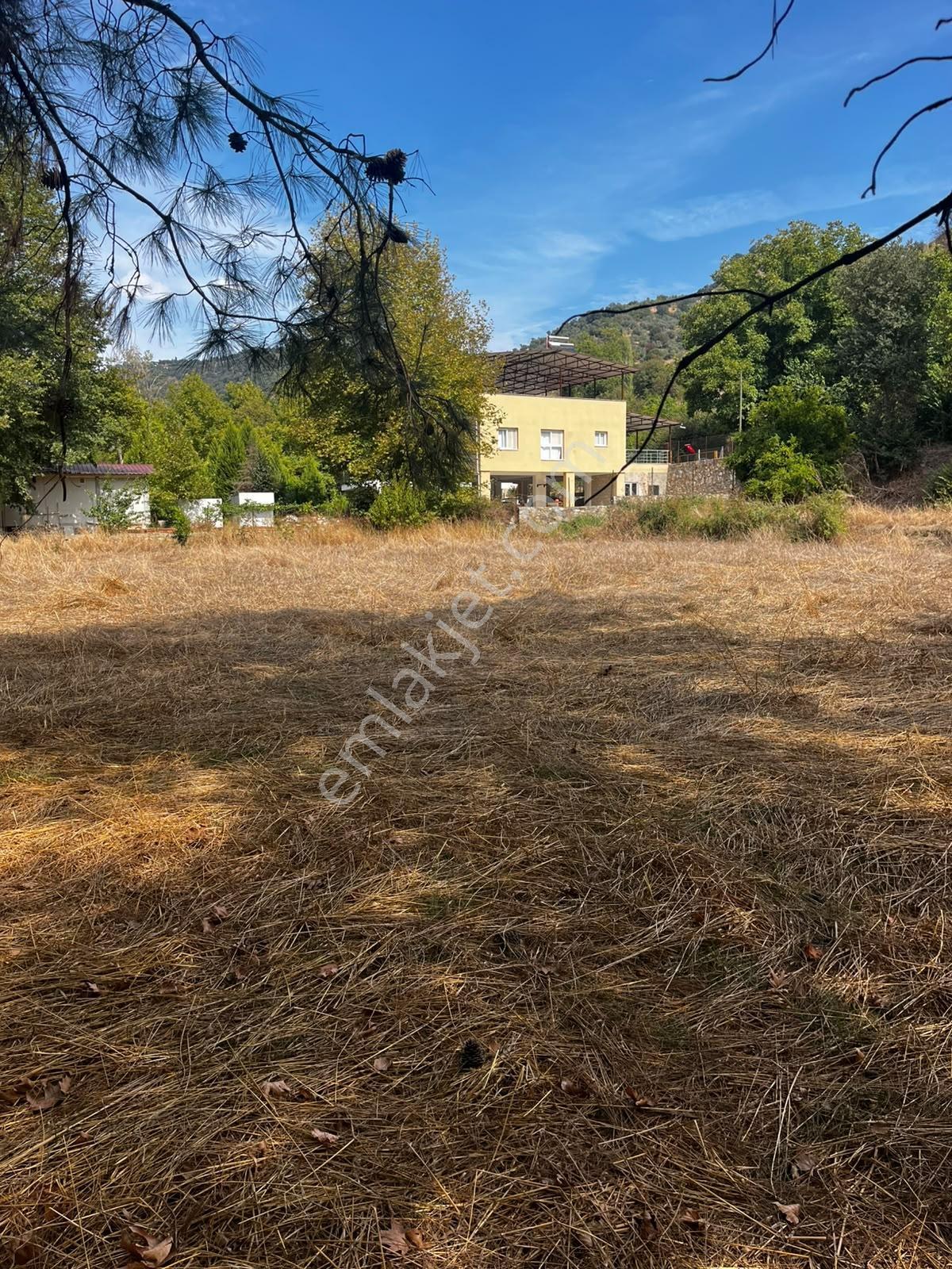 Doğayla İç İçe, Asfalt Yola Cepheli 2051 M² İmarlı Arsa! — fotoğraf 21