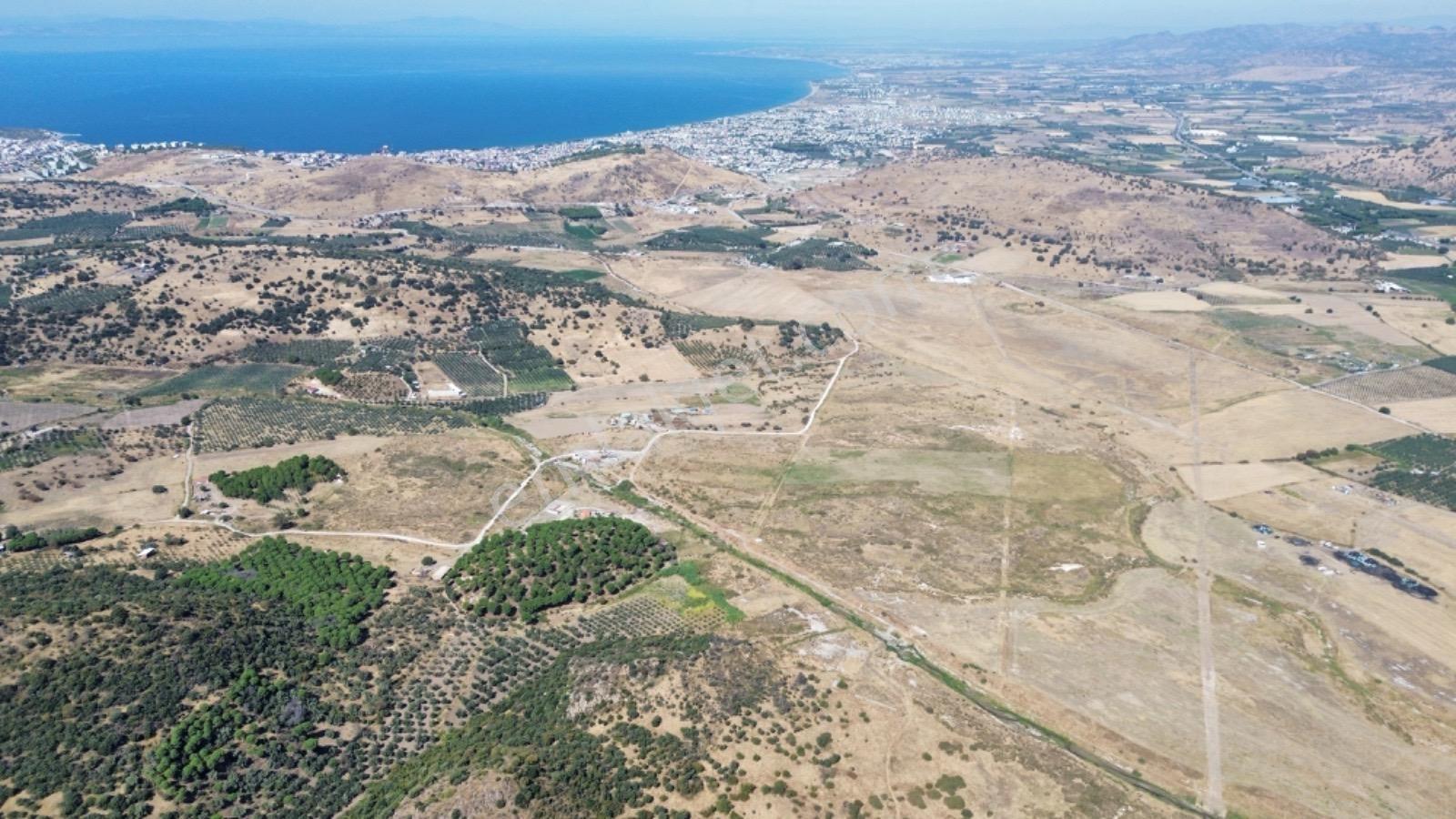 Dikili Salimbey Jeotermal Tarım Ve Enerji Potansiyeli Bir Arada Olan 283.350 M2 Satılık Arazi — fotoğraf 21